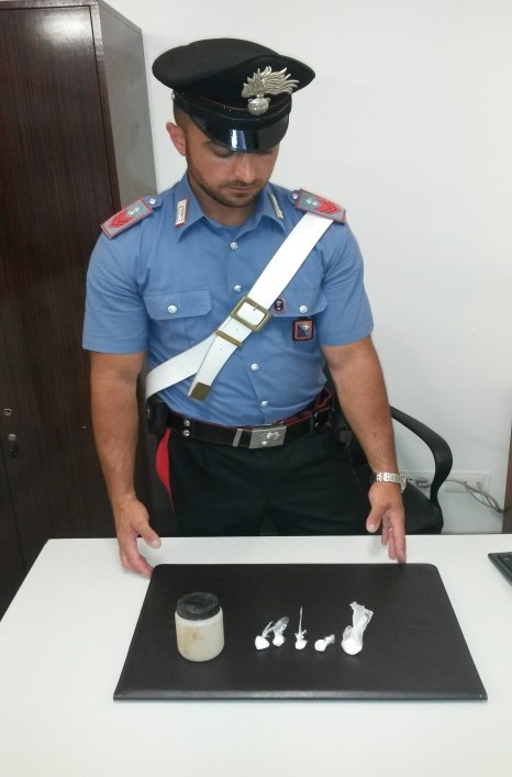 Fondi, stupefacente sequestrato