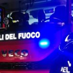 APRILIA | Auto in fiamme nella notte a Fossignano, Vigili del Fuoco in azione in via degli Sparvieri