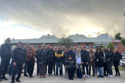 Cittadini piazza Edison