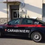 FORMIA | Fugge alla vista dei Carabinieri: arrestato 21enne con hashish e materiale per lo spaccio