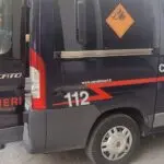 Finti allarmi bomba e minacce nelle scuole in provincia di Ancona, evacuati centinaia di studenti: caccia agli autori delle telefonate