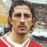 Addio a Igor Protti, morto a 58 anni l’ex bomber di Bari, Livorno e Lazio: da un anno lottava contro un tumore