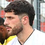 Muore a 21 anni in un tragico incidente, un finanziere salva un amico dalle fiamme
