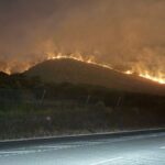 ROMA | Notte di fuoco sul Monte degli Elci a Nerola: Salaria chiusa in entrambe le direzioni