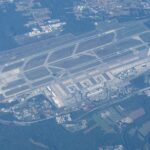 Volo Palma-Varsavia deviato a Malpensa: comandante colto da malore, atterraggio d’emergenza nella notte
