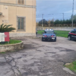 LATINA | Caporalato e lavoratori in alloggi degradanti, denunciato il titolare di un’azienda agricola